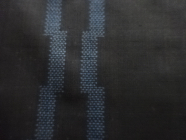 アンティーク　幾何学模様織出し本場泥大島紬二部式着物（5マルキ）